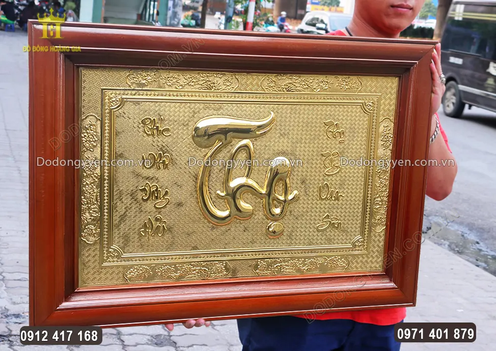 H&igrave;nh ảnh nh&igrave;n nghi&ecirc;ng v&ocirc; c&ugrave;ng đẹp của bức tranh